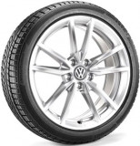 Roata Iarna Completa Oe Volkswagen Golf Design Pretoria 225/40 R18 92V XL, 7,5J x 18 ET51 5G0073228B88Z