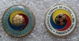 Insigne originale ale Federației Rom&acirc;ne de Fotbal, preț pentru două