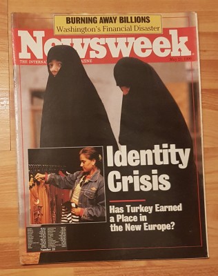 Revista Newsweek din 21 mai 1990: Identity Crisis. In limba engleza foto