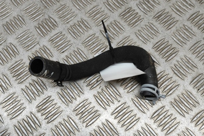 Furtun de lichid de răcire PORSCHE Taycan 2022 OEM: 9J1815563,9J1.815.563 25128370