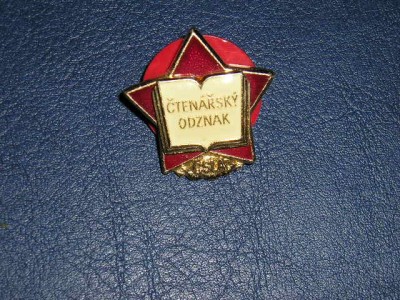 QW9 N8 9 - insigna - tematica istorica - inscriptia Ctenarsky Odznak - Ungaria foto