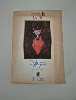 Carte cu autograf Leonida Lari Dulcele foc Versuri foto