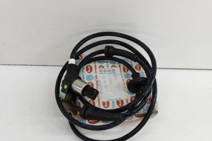 Senzor ABS dreapta spate VW PASSAT B5 3B2 1996 OEM: 191927807B 24257894