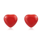 Cercei din argint 925 &ndash; o inimă roșie convexă, știfturi