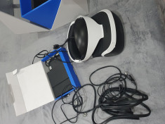 Vand pachet consola Play-Station 4 ?i casca Play-Staition VR. foto