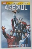 MARVEL , MUST - HAVE , ASEDIUL de BRIAN M. BENDIS si OLIVIER COIPEL , 2022 *BENZI DESENATE