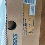 Vind pantofi de tenis Asics