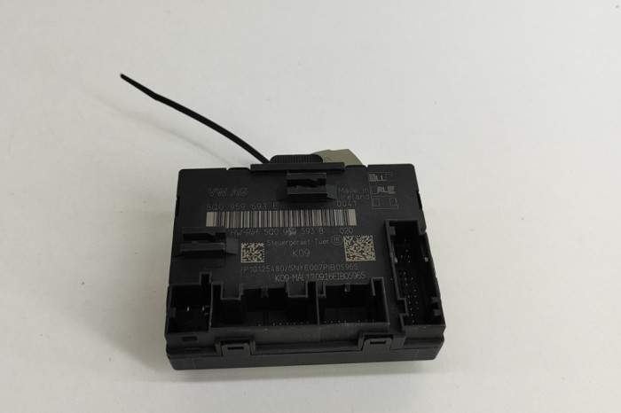 Modul de control ușă st&acirc;nga față AUDI A3 Limousine 8VS, 8VM 2017 OEM: 5Q0959593E,5Q0959593B 24968668