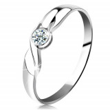Inel din aur alb 14K - diamant rotund transparent, ondulație, brațe lucioase - Marime inel: 52