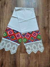 **Stergar vechi taranesc Maramures cusut de mana pe panza, tindeu, 190x 32cm