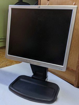 Monitor HP 1740, 1280x1024 rezolutie, 17 inchi, intrari DVI, VGA foto