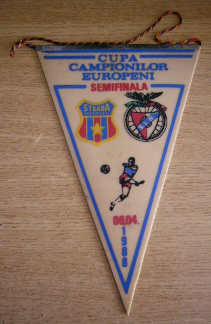 D9 134 - fanion - sport - fotbal - Steaua Bucuresti - Benfica Lisabona - CCE - 6 aprilie 1988