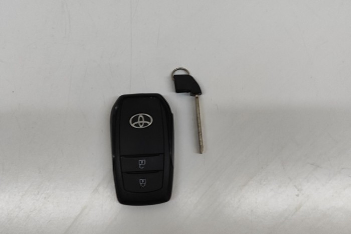 Cheie de contact TOYOTA C-HR _X2_, _H2_ 2023 OEM: 8990H-F4030 30944214