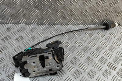 &amp;Icirc;ncuietoare ușă dreapta față AUDI Q3 Sportback F3N 2024 OEM: 5TB837016E | 31854786 foto