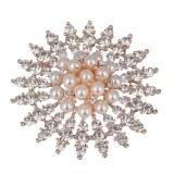 Brosa dama eleganta, Elegant Pearls, model perle acrilice si pietricele, auriu