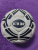 Minge Fotbal Molten Ultra Grip Veche, Model Nr. 3, Colectie/Decor