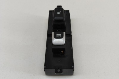 Buton geam ușă dreapta spate KIA OPTIMA 2017 OEM: 93590-D4AH0BYF,93590-D4AH0,299167495 26445765 foto