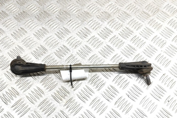 Bieleta stabilizatoare st&acirc;nga față BMW i4 G26 2022 OEM: 6893359 | 30114604
