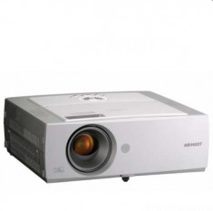Videoproiector TOSHIBA TDP-T350, 1024x768, 3500 lm, Second Hand foto