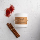 Lumanare parfumata handmade din ceara naturala de soia 100%, aroma de Sofran dulce si scortisoasa, Recipient ceramic alb, 150 g