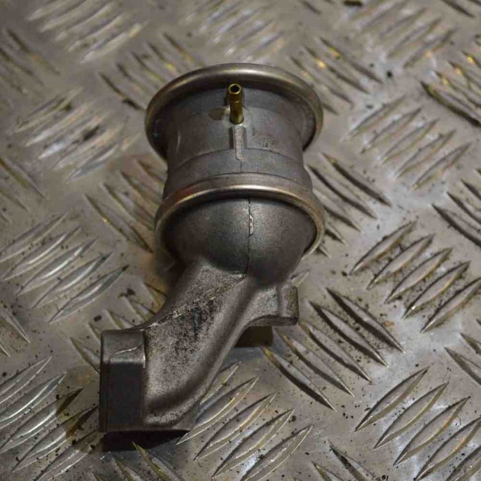 Supapa EGR VW TOUAREG 7P5 2012 OEM: 06E131101E