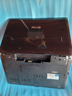 placa de baza, procesor, tastatura si carcasa ASUS X72D - pentru piese - foto