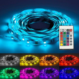 Banda led rgb 12v flexibila lungime 5 m, ip65, cu telecomanda, autoadeziva, PRC