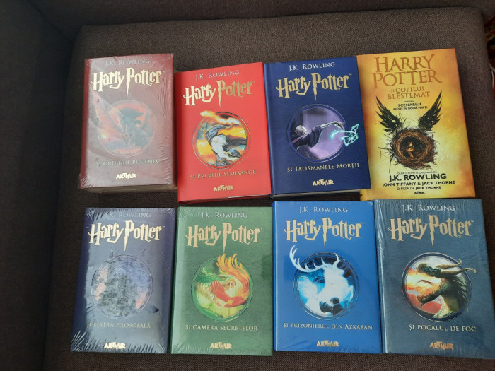 Harry Potter, de J. K. Rowling, set nou si complet, 8 volume