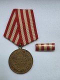 Medalie - Eliberarea de sub jugul fascist - In slujba poporului muncitor - Republica Populara Romana - Cu bareta - (MIA4)