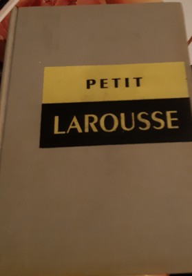 PETIT LAROUSSE foto