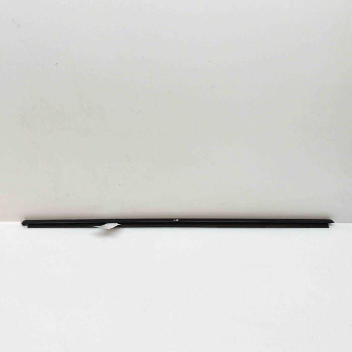 Chedar geam ușă dreapta spate BMW X7 G07 2023 OEM: 7444106