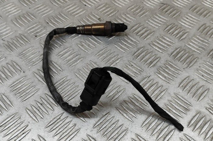 Sonda lambda MERCEDES-BENZ SPRINTER 3,5-t Furgon 906 2016 OEM: A0065121718 30081280