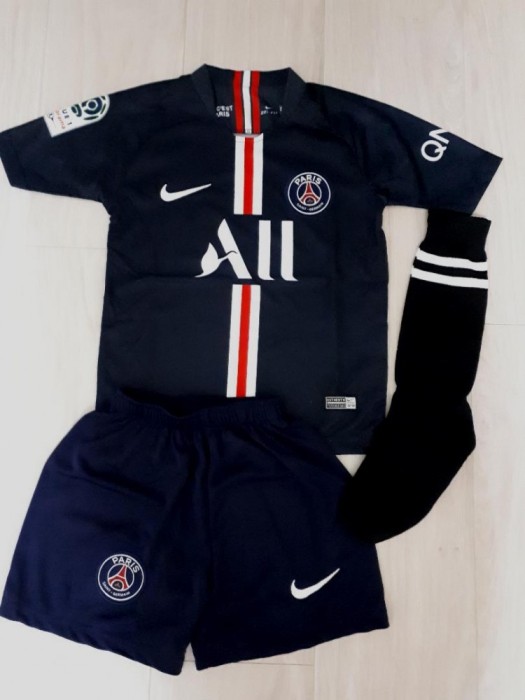 ECHIPAMENTE FOTBAL PSG-MBAPPE- MODEL NOU, COPII 4/14 ANI ! ECHIPAMENTE FOTBAL PSG-MBAPPE- MODEL NOU, COPII 4/14 ANI !