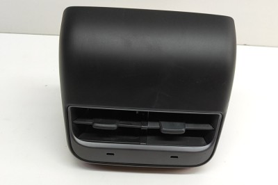 Gura de ventilație consola centrală TESLA MODEL Y 2021 OEM: 1137373-00-A,1087929-02-C 30617943 foto