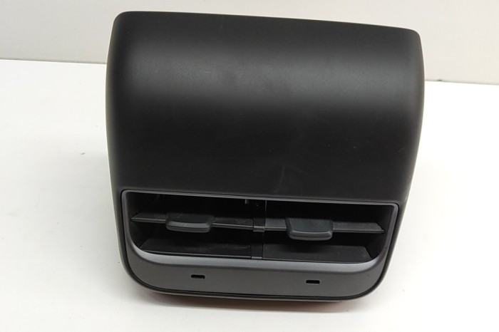 Gura de ventilație consola centrală TESLA MODEL Y 2021 OEM: 1137373-00-A,1087929-02-C 30617943
