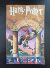 HARRY POTTER SI PIATRA FILOZOFALA - J. K. Rowling foto