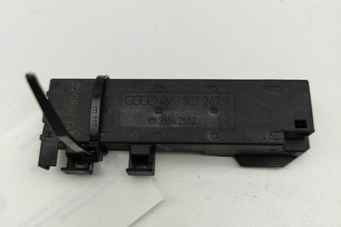 Antena Keyless Entry AUDI E-TRON GT 2023 OEM: 4M0907247A | 31457791