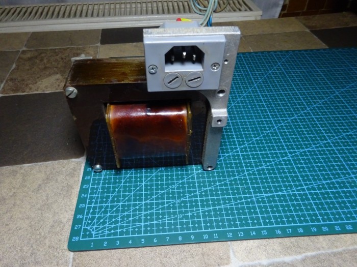 Transformator de alimentare 220v ~ 24v/250W