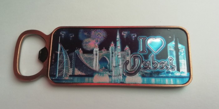 D4 - Magnet frigider - tematica turism - desfacator bere - Dubai 1