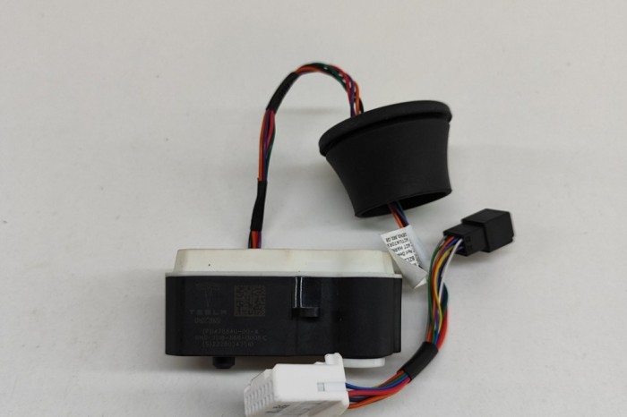 Alt modul de control TESLA MODEL 3 2023 OEM: 1478840-00-A 23324046