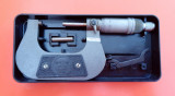 B2 Micrometru exterior 25-50 mm