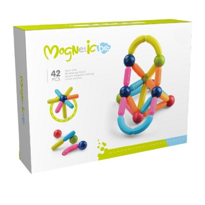 Set de constructie magnetic - Forme 3D (42 piese) PlayLearn Toys foto