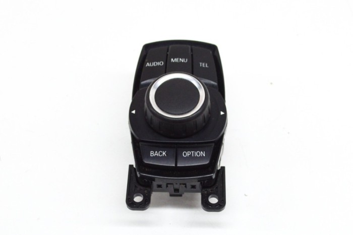 Buton de control navigație BMW 3 F30, F80 2013 OEM: 9261704,033623101 16027204