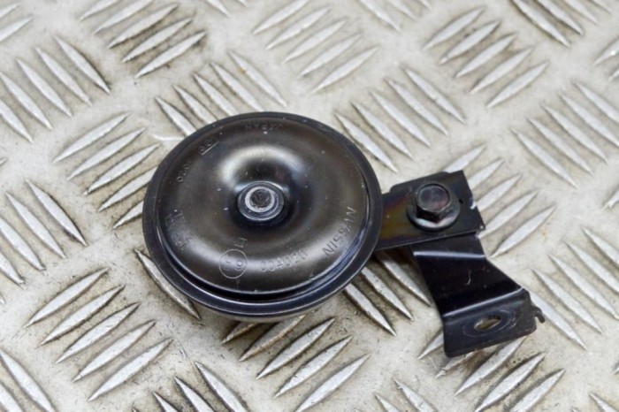 Claxon dreapta NISSAN LEAF ZE1 2022 OEM: E9004020,25605-3NA0A 19804308