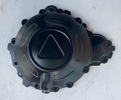 Capac motor generator Triumph Speed Triple 1050 R S, Tiger Sport ,T1261711 16-18 foto