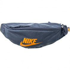 Borseta unisex Nike Heritage Waistpack DB0490-015