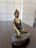 Buda vintage in pozitie lotus