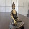 Buda vintage in pozitie lotus