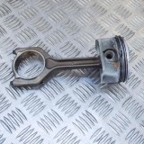 Piston BMW 5 E60 2009 OEM: 7799357 10011059