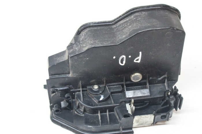 &Icirc;ncuietoare ușă dreapta față BMW 6 E63 2007 OEM: 7202146 13505972